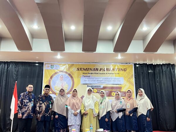 Seminar Parenting dalam Rangka Milad Yayasan Pendidikan Islam Terpadu Al-Kautsar ke 23: Kolaborasi antara Pendidikan di Sekolah dan di Rumah dengan Landasan Nilai-nilai Keislaman